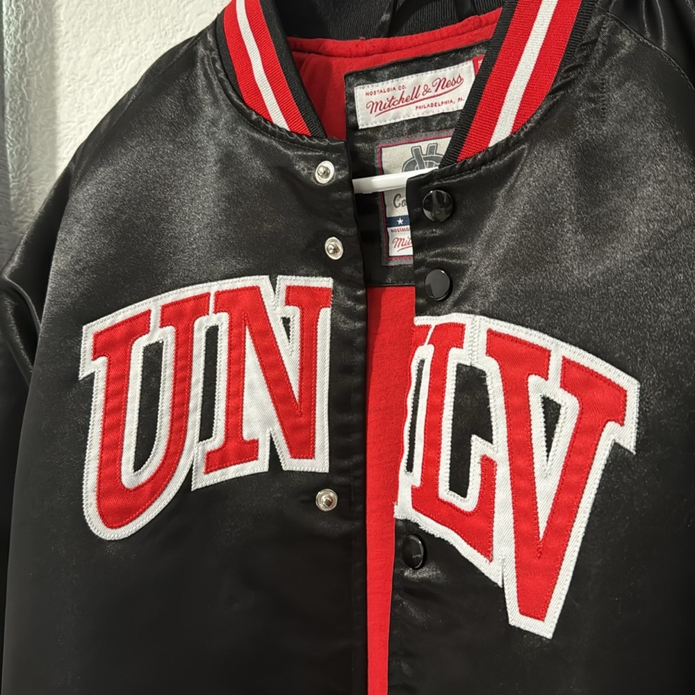 UNIVERSITY JACKET - Picture 2 of 7